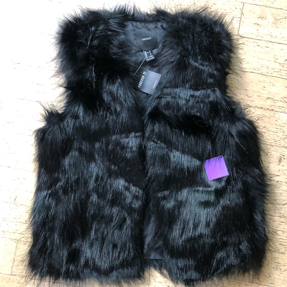 Forever 21 Faux Fur Black Vest
